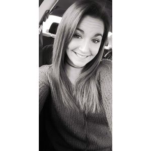 Meet your Posher, Katelyn